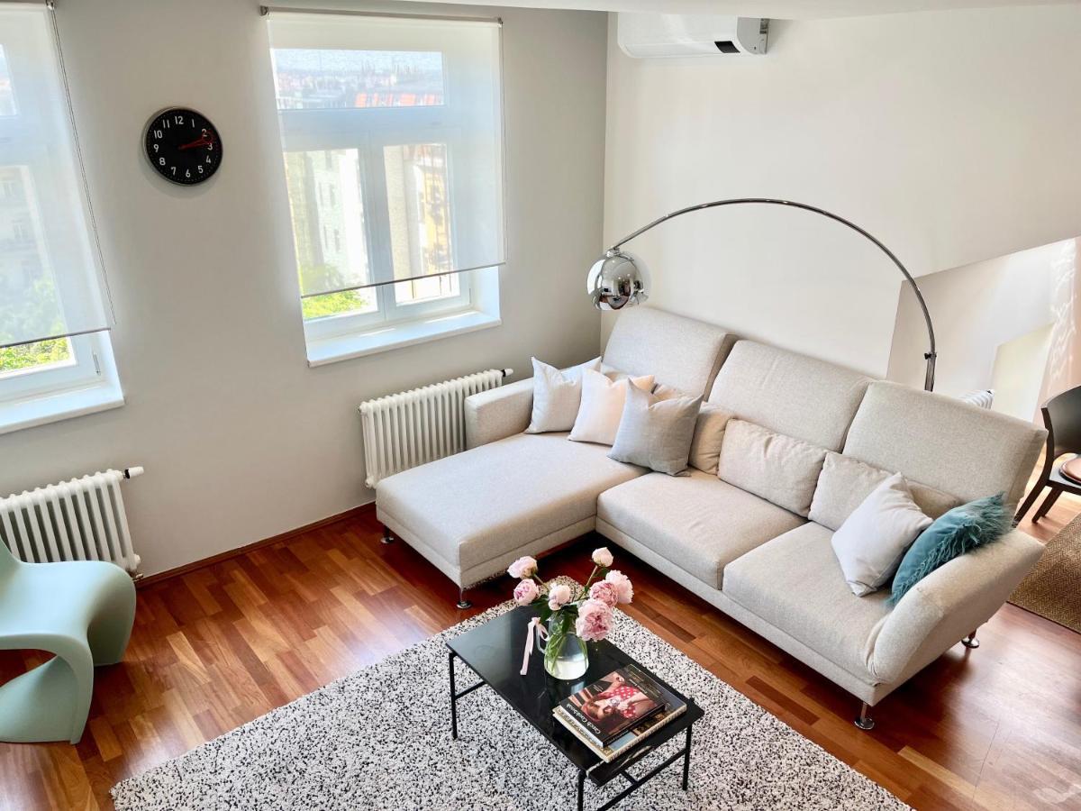 Luxury Penthouse Apartment Prag Exteriör bild